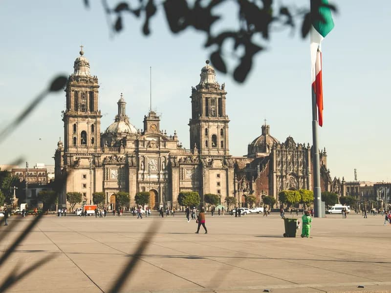 Mexico City Neighborhoods Guide: Where to Stay and Explore